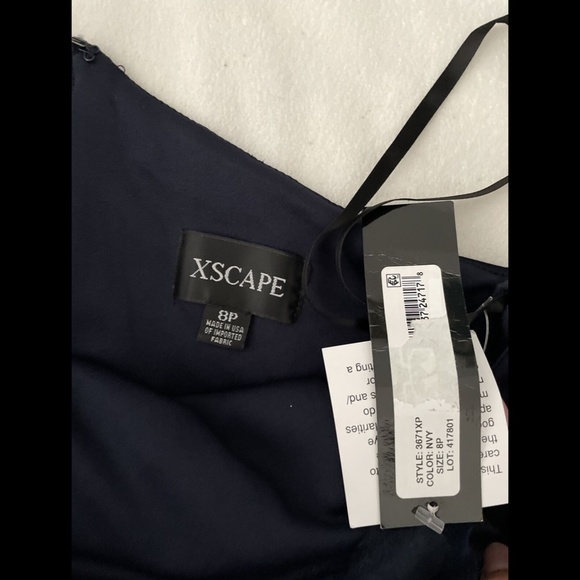 NWT Xscape Floral Applique One Shoulder Gown‎ in Navy [ PETITE 8P ] - Picture 6 of 12